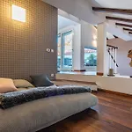 Apartman Magnificent Rooftop Jacuzzi & Terrace Olia