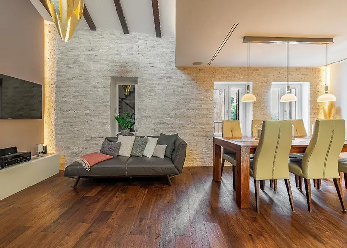 Magnificent Rooftop Jacuzzi & Terrace Olia